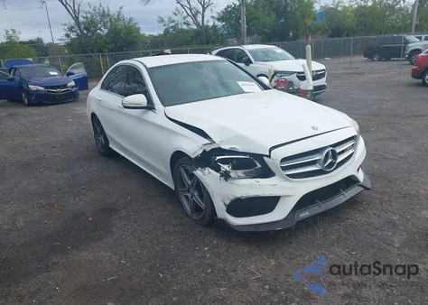 2015 Mercedes-Benz C 300 Sport из США, поврежденный, VIN 55SWF4JB0FU046159